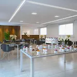 Apartamento Mobiliado Para Temporada Em Condominio Fechado